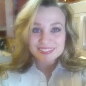 Meet your Posher, Brooke